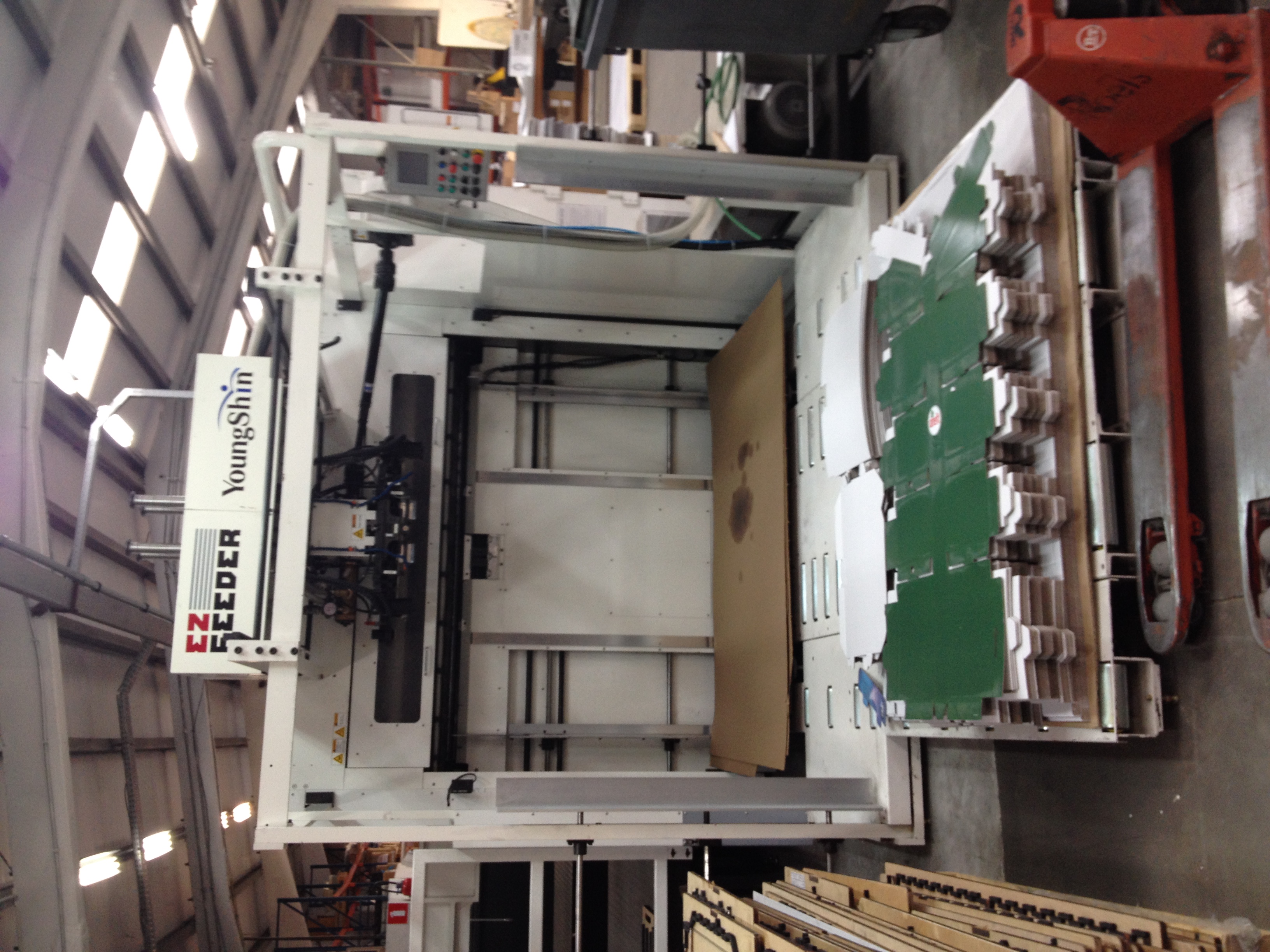 Flatbed Die Cutter - Large Format - Best Graphics | Post Press and